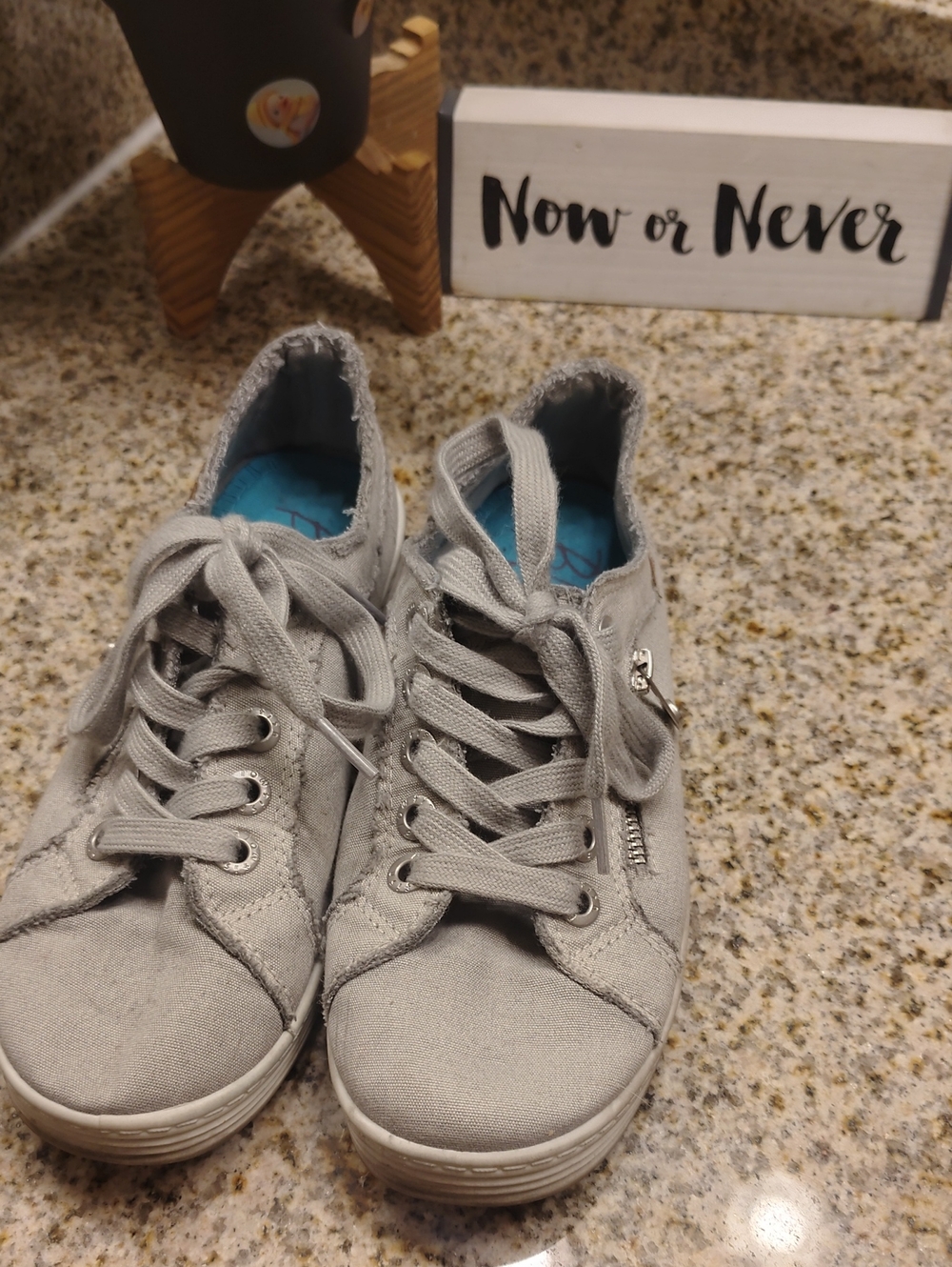 Blowfish Light Gray Canvas Lace-Up Sneakers